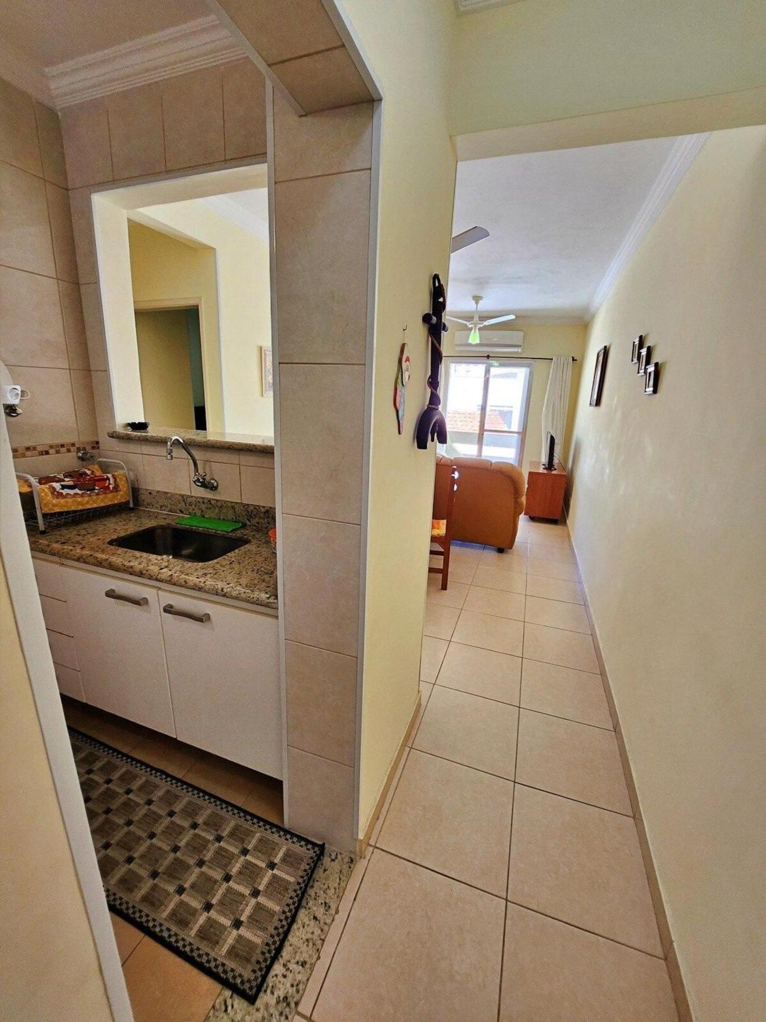 Aconchegante Apto 01 Dorm C/sacada, Ar-cond, Wi-fi, Lado